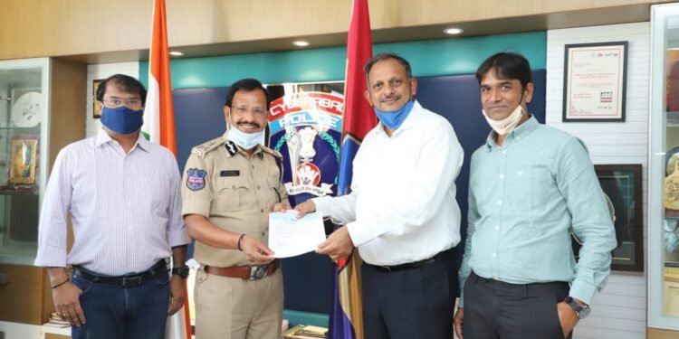 Biophore India Pharmaceuticals donated Rs. 20 Lakhs Cheque to SCSC,cp sajjanar ips,krishna yedula,v9 news telugu,covid news,teluguworldnow.com,cyberabad police,