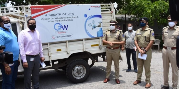 Today Mahindra Logistics of Mahindra Group in association with Rachakonda Police has launched Oxygen On Wheels in Hyderabad,v9 news telugu,teluguworldnow.com.latest telugu news