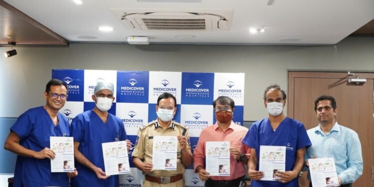 HEALTH NEWS: కోవిడ్ 3rd వేవ్ అవగాహన బుక్లెట్ విడుదల చేసిన మెడికవర్ హాస్పిటల్స్