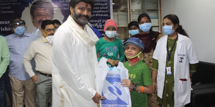 అభిమానులు, క్యాన్సర్ పై పోరాడుతున్న రోగుల మధ్య ఘనంగా శ్రీ నందమూరి బాలకృష్ణ 61వ జన్మ దినోత్సవ వేడుకలు.