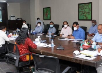 Narendra modi,Free Covid vaccine,minister harish rao,44th GST council meeting,v9 news telugu,teluguworldnow.com,1