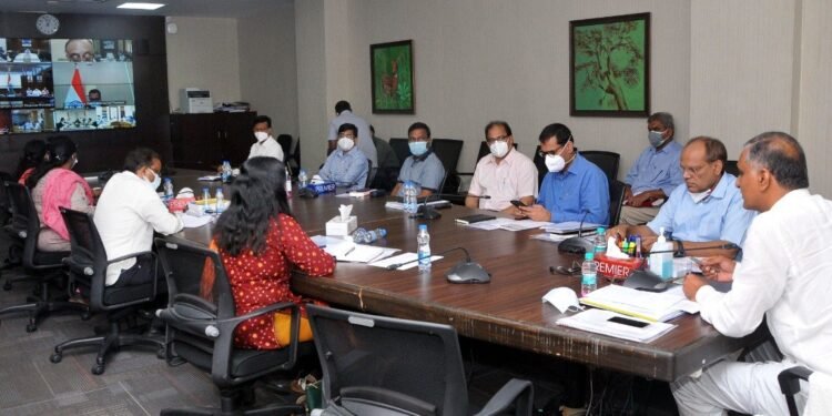 Narendra modi,Free Covid vaccine,minister harish rao,44th GST council meeting,v9 news telugu,teluguworldnow.com,1