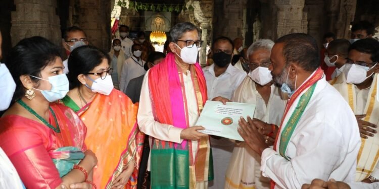 go seva,go maha kshetram,yuga tulasi foundation,go sena,bhakthi news,N. V. Ramana,justice Nuthalapati Venkata Ramana,v9 news telugu,teluguworldnow.com,ttd k shiva kumar,1