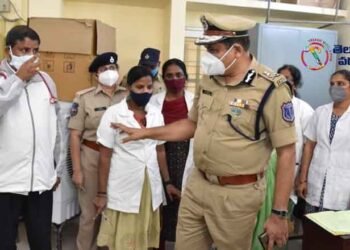 Dont stop taking precautions, remain on high alert on Covid-19, Omicron CP Mahesh M Bhagwat IPS,Telangana Police News,Rachakonda Police news,telugu golden tv,v9 news telugu,teluguworldnow.com