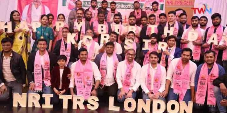 Celebrate CM KCR's birthday in London,NRI Teresa UK leaders Abu Jafar,NRI TRS UK President Ashok Goud Doosari,telugu golden tv,my mix entertainments,teluguworldnow.com