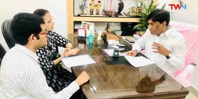 Blood Bank and Research Center for Animals,All for Animal Foundation, Founders of Animal Bloodline NGOs Meet Vinod Kumar,telugu golden tv,v9 news telugu,www.teluguworldnow.com