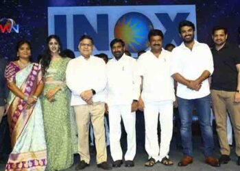 Sammathame Vey Good Movie, Team in Sammathame Pre Release Event, Kirana Abbavaram,Chandini Chowdhary,Latest Telugu Movies,Telugu Golden TV, My Mix Entertainments,v9 news telugu,www.teluguworldnow.com