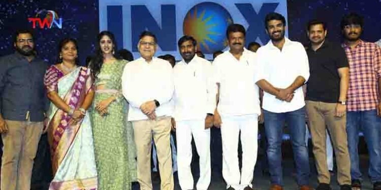 Sammathame Vey Good Movie, Team in Sammathame Pre Release Event, Kirana Abbavaram,Chandini Chowdhary,Latest Telugu Movies,Telugu Golden TV, My Mix Entertainments,v9 news telugu,www.teluguworldnow.com