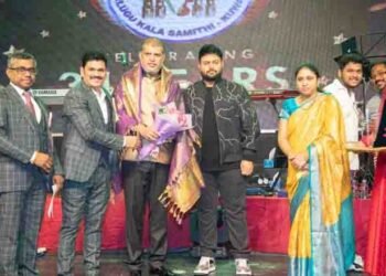 thaman telugu kala samithi event,'Suswara Tamaniyam', a music festival of 'Tsaman' melodies, mesmerizes the Telugu people with a shower of music under the auspices of Telugu Kala Samithi in Kuwait.www.teluguworldnow.com