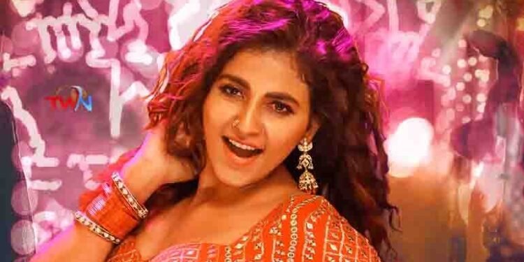 Anjali’s Sizzling Look From Special Song In Nithiin, Sudhakar Reddy, Sreshth Movies Macherla Niyojakavargam Revealed,telugu golden tv,my mix entertainements,www.teluguworldnow.com