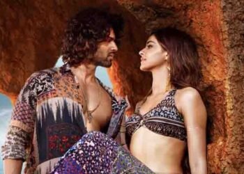 The Vijay Deverakonda, Puri Jagannadh, Karan Johar, Charmme Kaur’s Third Single 'Aafat' Music video Out now,Ananya Panday,Telugu Golden TV,v9 News Telugu,www.teluguworldnow.com,my mix entertainments