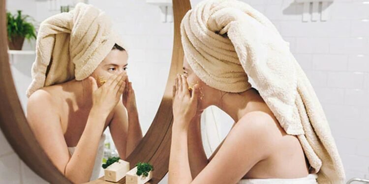 ట్యాన్ కొరకు అధిక డబ్బులు ఖర్చు చేస్తున్నారా?…అయితే  ఈ చిట్కాలు ఒకసారి ట్రై చేయండి.