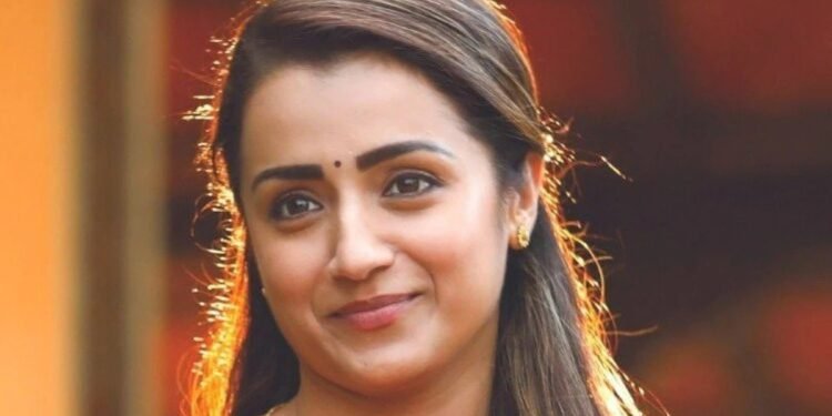 త్రిష రాజకీయంపై వస్తున్న రూమర్స్ కు… చెక్ పెట్టిన త్రిష తల్లి.