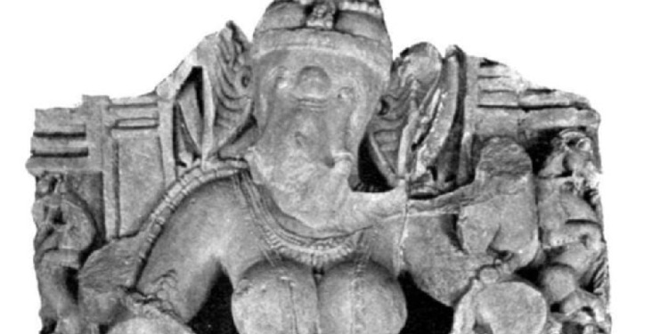 Bhakthi News : అక్కడ వినాయకుడిని స్త్రీ రూపంలో పూజిస్తారు.. పిలవటం కూడా ఆడవాళ్ళ పేర్లతోనే పిలుస్తారు..