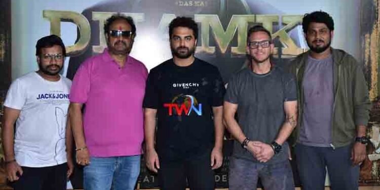 Vishwak Sen, Nivetha Pethuraj, Vanmaye Creations, Vishwaksen Cinemas’ Das Ka PanIndia film Dhamki First Look For Diwali,Telugu Golden TV,v9 news telugu,www.teluguworldnow.com,my mix entertainments,Telugu World news