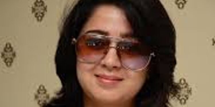 Gossip ఛార్మి షాకింగ్‌ నిర్ణయం.. లైగర్‌ ఎఫెక్ట్‌ కారణమా?