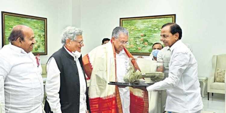 Politics సిపిఎం నేతలతో సీఎం కేసీఆర్ భేటీ.. ఎందుకంటే..?