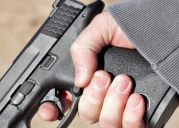 Crime మాస్క్‌ ధరించండి అని చెప్పినందుకు.. కాల్చి చంపేశాడు!