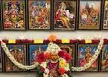 Bhakthi దేవుడు ఫోటోలు ఇంట్లో ఏ విధంగా ఉండాలి.. ఎటువైపు పెట్టాలో తెలుసా..!