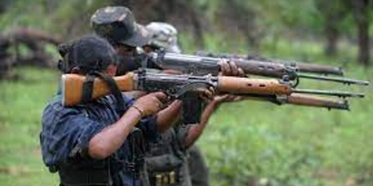 Crime పోలీసుల అదుపులో కీలక మావోయిస్ట్‌ నాయకురాలు..? కోర్టులో హాజరు పర్చాలని మావోయిస్టుల లేఖ