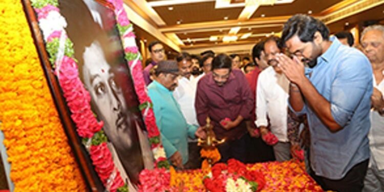 Emtertainment ఏకంగా 70 వేల మందికి భోజన ఏర్పాట్లు చేసి పెద్ద మనసు చాటుకున్న ప్రభాస్..