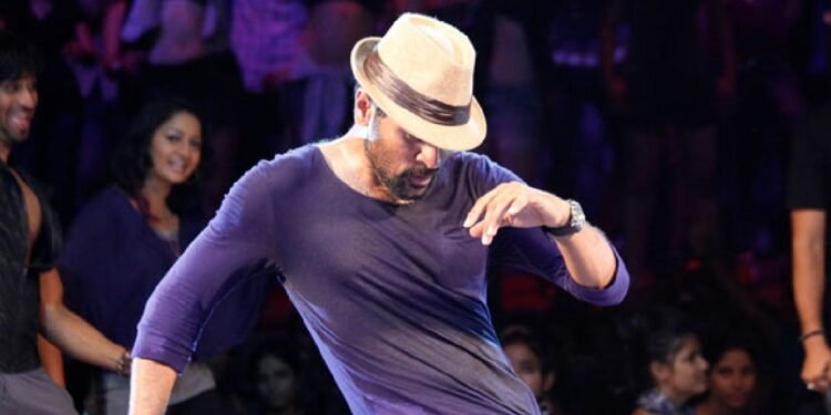 Movie ప్రభుదేవాను తెలుగులో హీరోగా పరిచయం చేసిన దర్శకుడు ఎవరంటే?