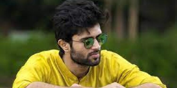 Entertainment మంచి మనసుని చాటుకున్న రౌడీ హీరో విజయ్ దేవరకొండ..