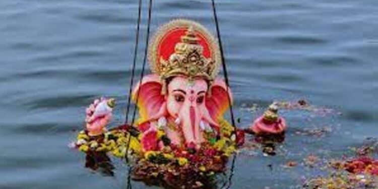 Bhakthi వినాయకుడిని ఎందుకు నిమజ్జనం చేస్తారో తెలుసా..