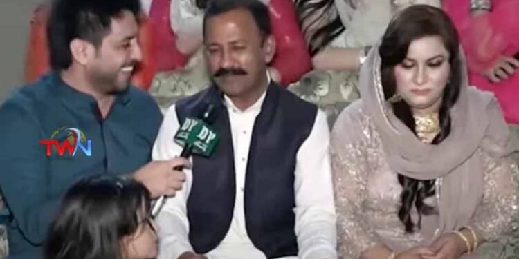 A 56 Year Oold Pakistani Man Has Gotten Married For The 5th Time & Whats Even More Interesting is that it was his daughters,National News,Telugu Golden TV,v9 news telugu,,My Mix Et,telugu world news,www.teluguworldnow.com