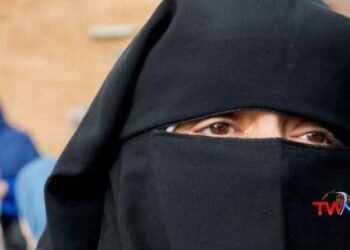 A Hindu Man Wearing Burkqa in Kerala Temple Priest,National News,Telugu Golden TV,v9 news telugu,,My Mix Entertainments,telugu world news,www.teluguworldnow.com