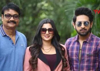 'Banaras' Mysterious Love Story.. Complete Entertainment Package, 'Banaras' Film Unit,Telugu Golden TV,My Mix Entertainments,telugu world news,www.teluguworldnow.com,v9 news telugu