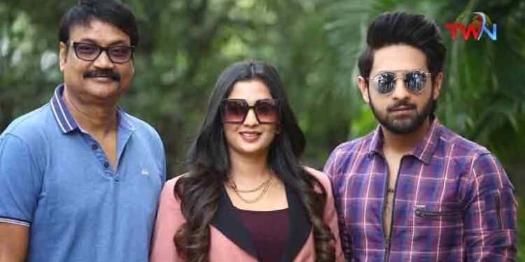 'Banaras' Mysterious Love Story.. Complete Entertainment Package, 'Banaras' Film Unit,Telugu Golden TV,My Mix Entertainments,telugu world news,www.teluguworldnow.com,v9 news telugu