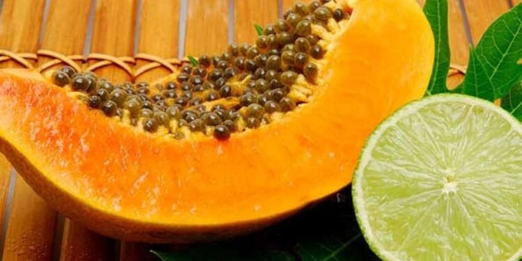 Health చర్మం నిగారింపుకు వీటిని కచ్చితంగా తీసుకోండి..