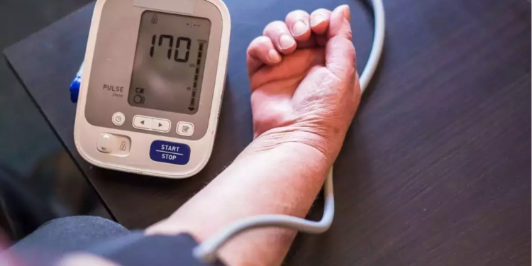 Health హై బీపీ రాకుండా ఉండాలా? ఈ జాగ్రత్తలు పాటించండి..