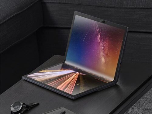 మొదటి సారిగా మడత ల్యాప్టాప్.. హవ్వా.. ధర అన్ని లక్షలా!