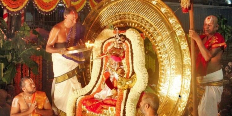 Bhakthi సూర్యప్రభ వాహనంపై మత్స్య నారాయణుడి అలంకారంలో మలయప్ప..