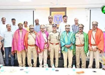 Rachakonda CP Dr. Tarun Joshi, IPS honored retired police officers,Co-operative Credit Society Benefit Fund,Rachakonda News,Latest News,Telugu World