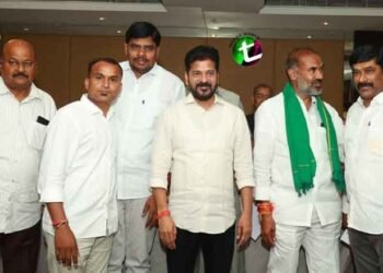 Chief Minister Mr. Revanth Reddy met with the leaders of the Gulf workers unions at the Taj Deccan Hotel in Hyderabad,Gulf Workers Awareness Center-GWAC,Gulf News,Telugu World