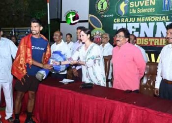 FNCC All India Men's Open Tennis Tournament prize giving ceremony was held grandly,ACB DG CV Anand,Sania Mirza,Adiseshagiri Rao,Chamundeswarinath,Sports News,Telugu World