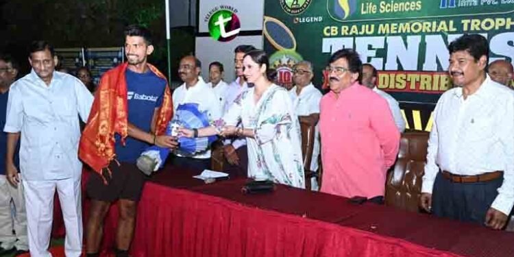 FNCC All India Men's Open Tennis Tournament prize giving ceremony was held grandly,ACB DG CV Anand,Sania Mirza,Adiseshagiri Rao,Chamundeswarinath,Sports News,Telugu World