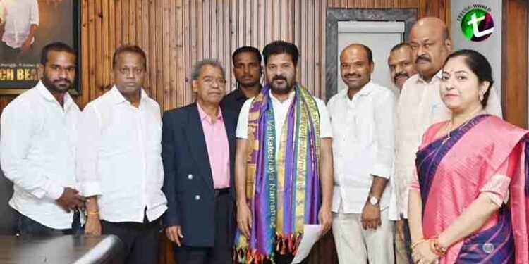 Gulf JAC team thanked CM Revanth Reddy for giving Rs 5 lakh ex gratia to Gulf dead,BM Vinod Kumar, Manda Bhim Reddy,Singireddy Naresh Reddy,Gulf News,Telugu World
