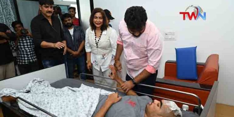 The 4th anniversary program of New Life Physiotherapy and Rehabilitation Center,Hero Srikanth,Managing Director Rushika,T Prasanna Kumar,Latest Health News,Telugu World Now