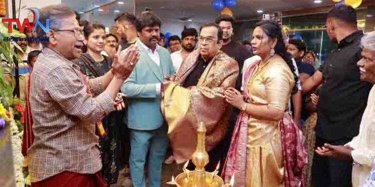 Padma Shri Dr.K.Brahmanandam & seerath kapoor Grand Launched MEENA Super Speciality Hospital,Alwal, Hyderabad,MD Dr. Pandurangam, Dr. Meena,Telugu World Now