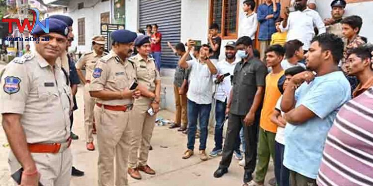 Rachakonda CP interacted with field level staff to inspect the implementation of visible policing,CP Sri Sudhir Babu IPS,Rachakonda News,Commissioner of Rachakonda,Telugu World Now