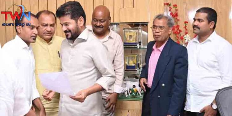Request to CM Revanth Reddy on Gulf issues,Gulf Board, MLA Medipalli Satyam,Donikeni Krishna, Manda Bheem Reddy,Telangana News,Telugu World Now