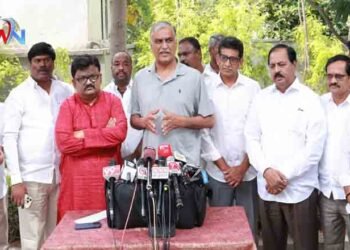 Former minister Harish Rao in a media conference held at his residence in Kokapet, Telangana Political News, Telangana Latest News, Telangana politics, Telugu World Now