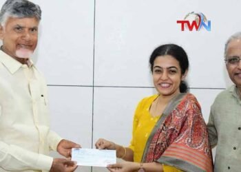 Nandamuri Mohanakrishna and Nandamuri Mohan Roopa today donated 25 lakhs to AP Chief Minister Shri Nara Chandrababu Naidu to help the flood victims of Andhra Pradesh, AP News, Telugu World Now
