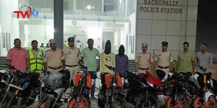 Bachupally Police Arrest Bike Thieves, 9 Stolen Motorcycles Seized, KPHB PS, and RC Puram PS, Sri. J. Upender, Inspector of Police, and Sri. G. Thimmappa, Detective Inspector, Cyberabad Police News, Telugu World Now