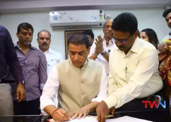 Ace Producer Dil Raju Takes Charge as Chairman of Telangana Film Development Corporation, Telugu Film Industry, Minister Komatireddy Venkatreddy, CM Revanth Reddy, Telugu World Now