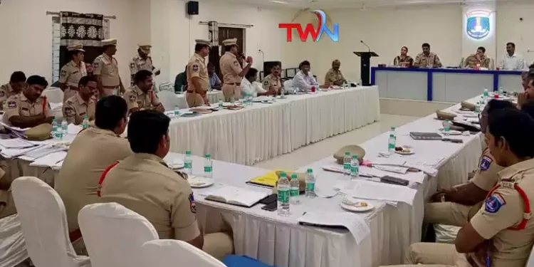 Focus On Speedy Justice, Cyberabad Cp Reviews Crime Cases, Crime Review Meeting Held at Shamshabad DCP Office, CP Avinash Mohanty, IPS, Telugu World Now